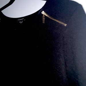 Blouse with beautiful details from Europe